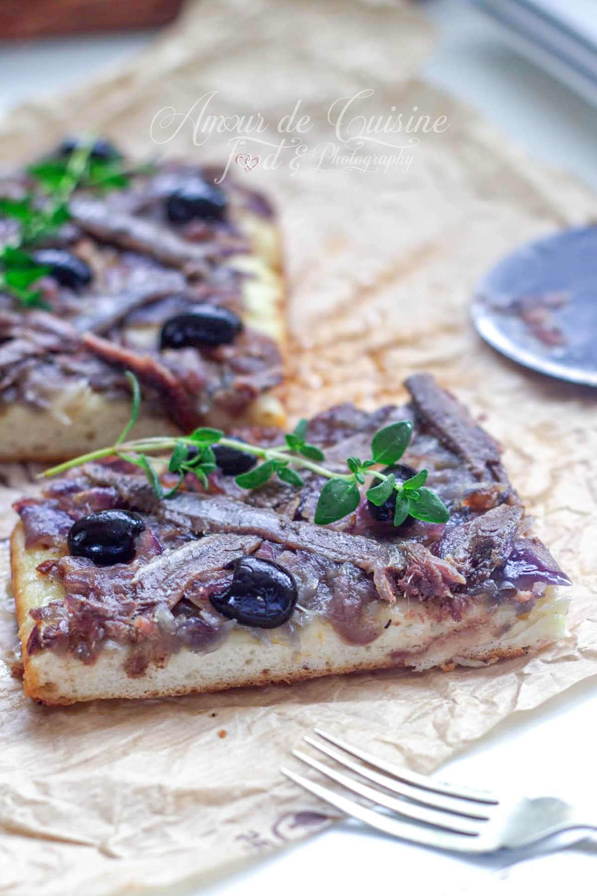 pissaladiere-aux-oignons-rouge-recette-facile