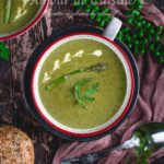 Velouté aux asperges et fanes de carottes