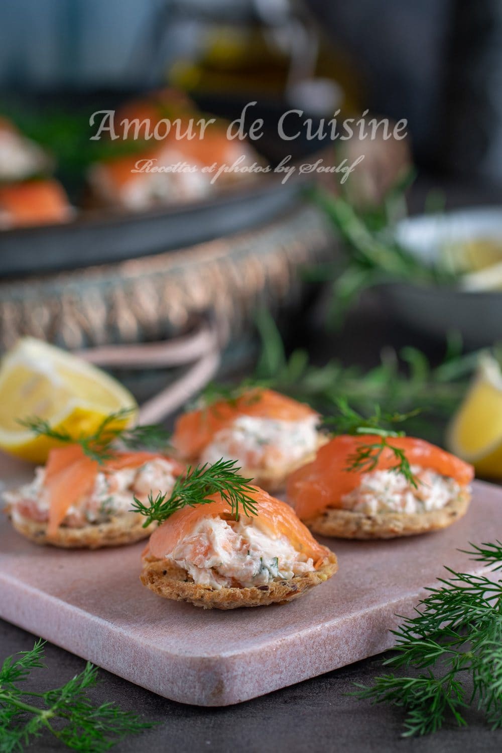 Canapés au saumon fumé et aneth