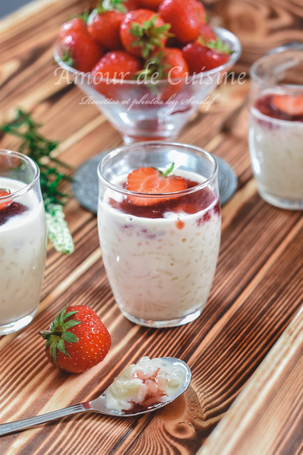 riz au lait à la sauce aux fraises