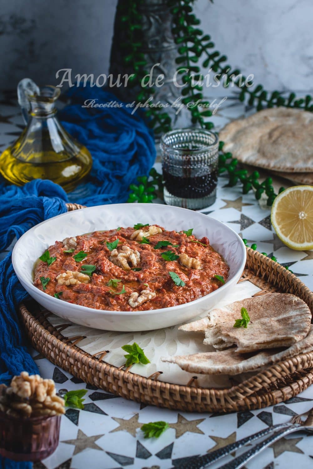 Muhammara dip libanais aux poivrons rouges