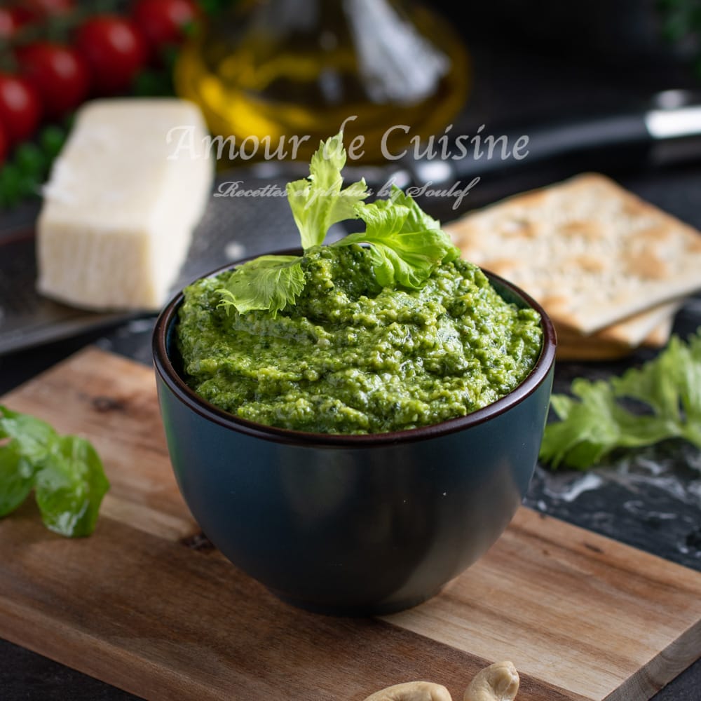 Pesto aux feuilles de céleri et noix de cajou