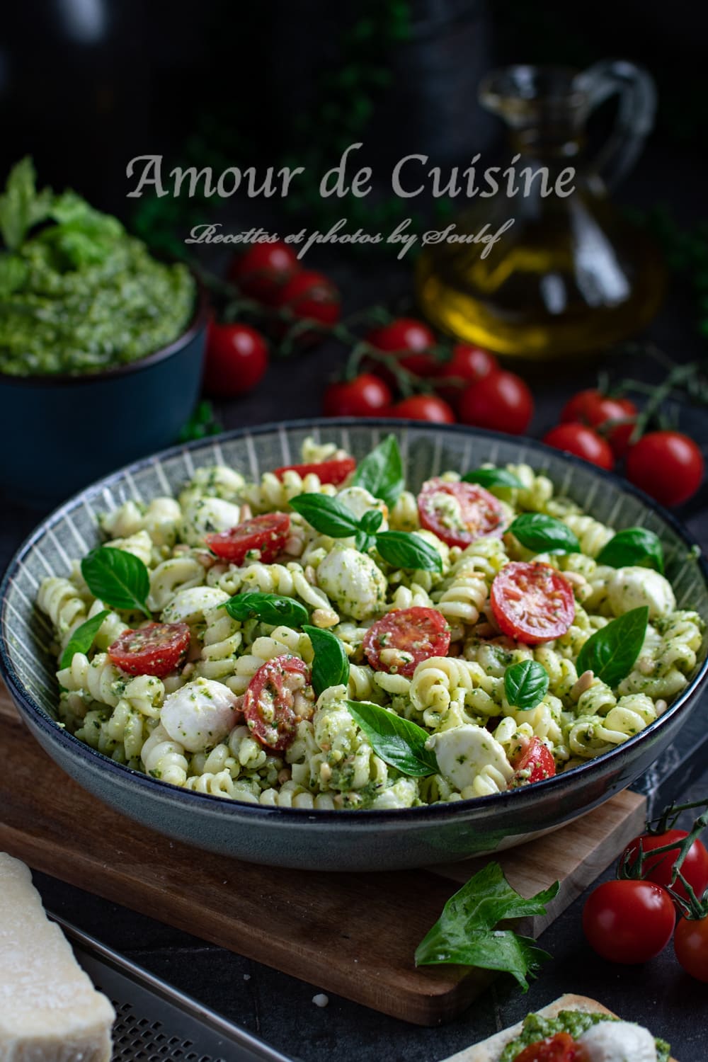 Salade de pâtes au pesto et tomates cerises