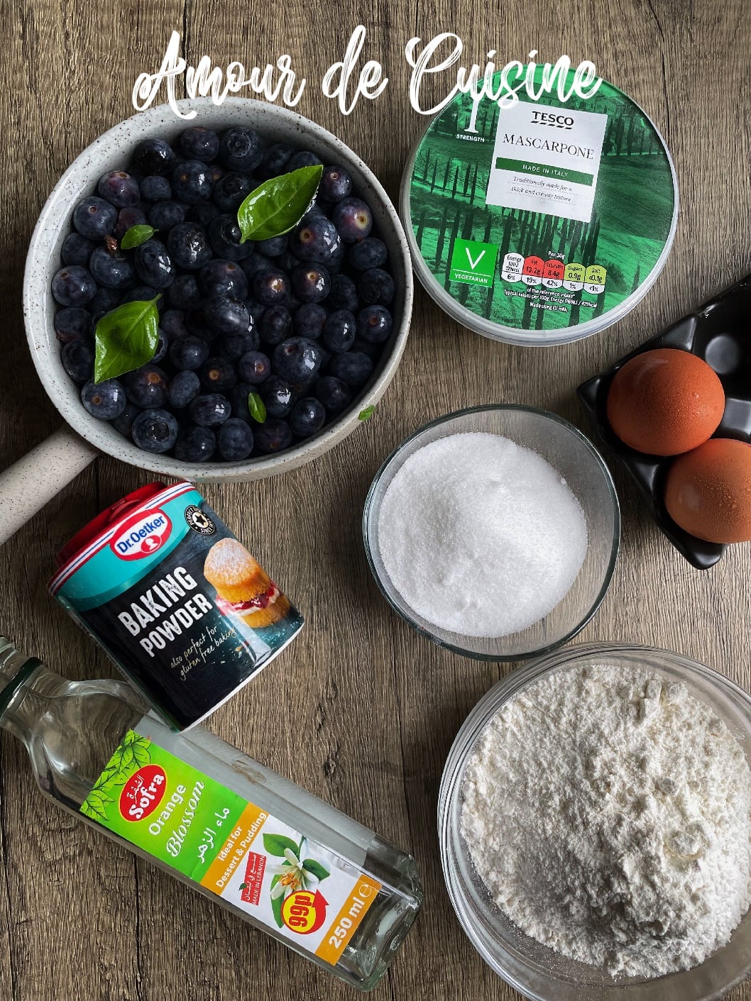 ingredients du cake au mascarpone et myrtilles