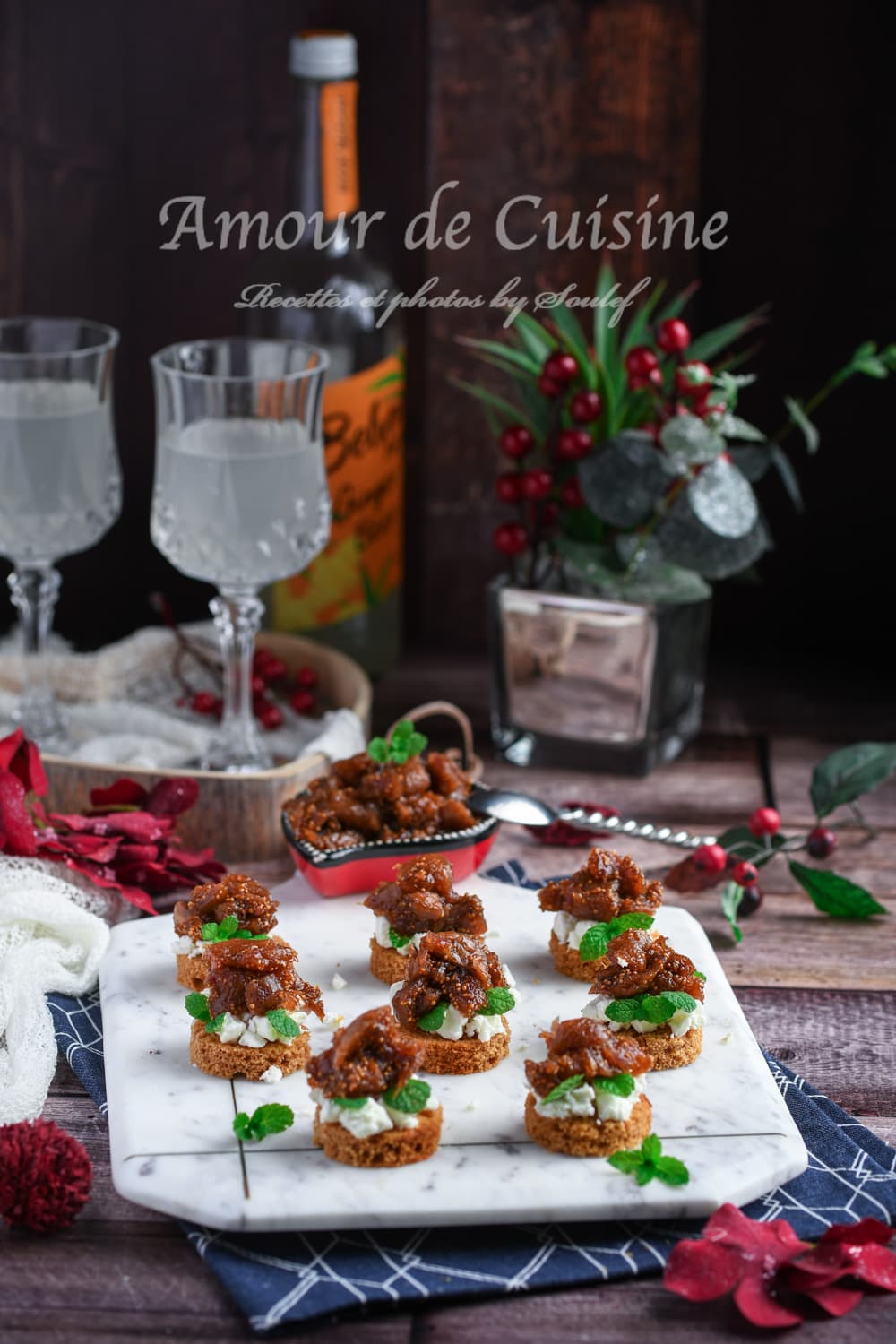 Canapés au pain d’épice et figues séchées