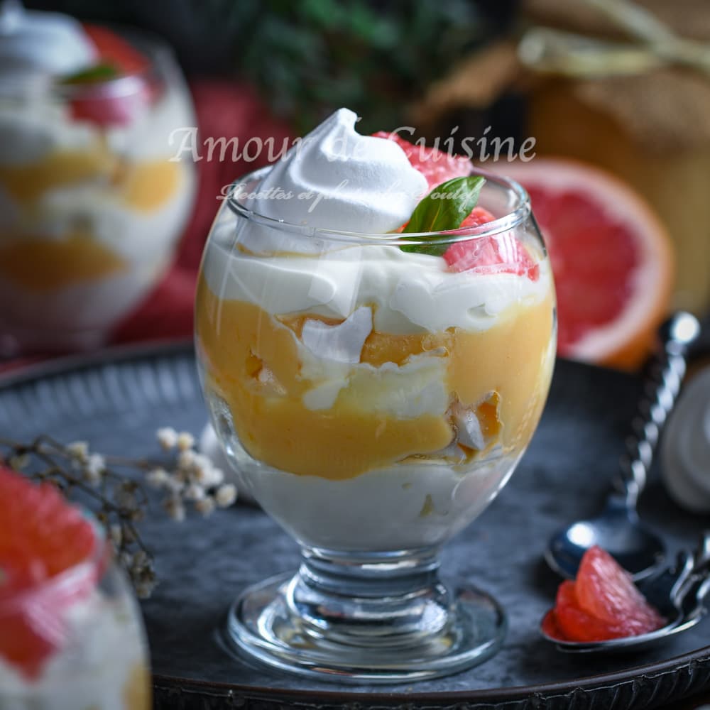 Eton mess au curd de pamplemousse