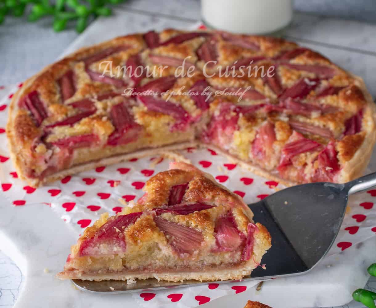 tarte amandine à la rhubarbe