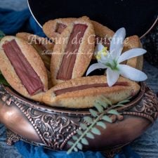 Recette de financiers à la rhubarbe aux noisettes