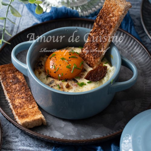 Oeufs cocotte au foie gras et aux champignons
