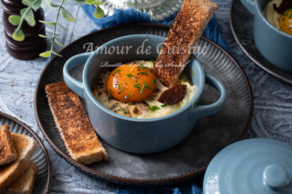 Oeufs cocotte au foie gras et aux champignons