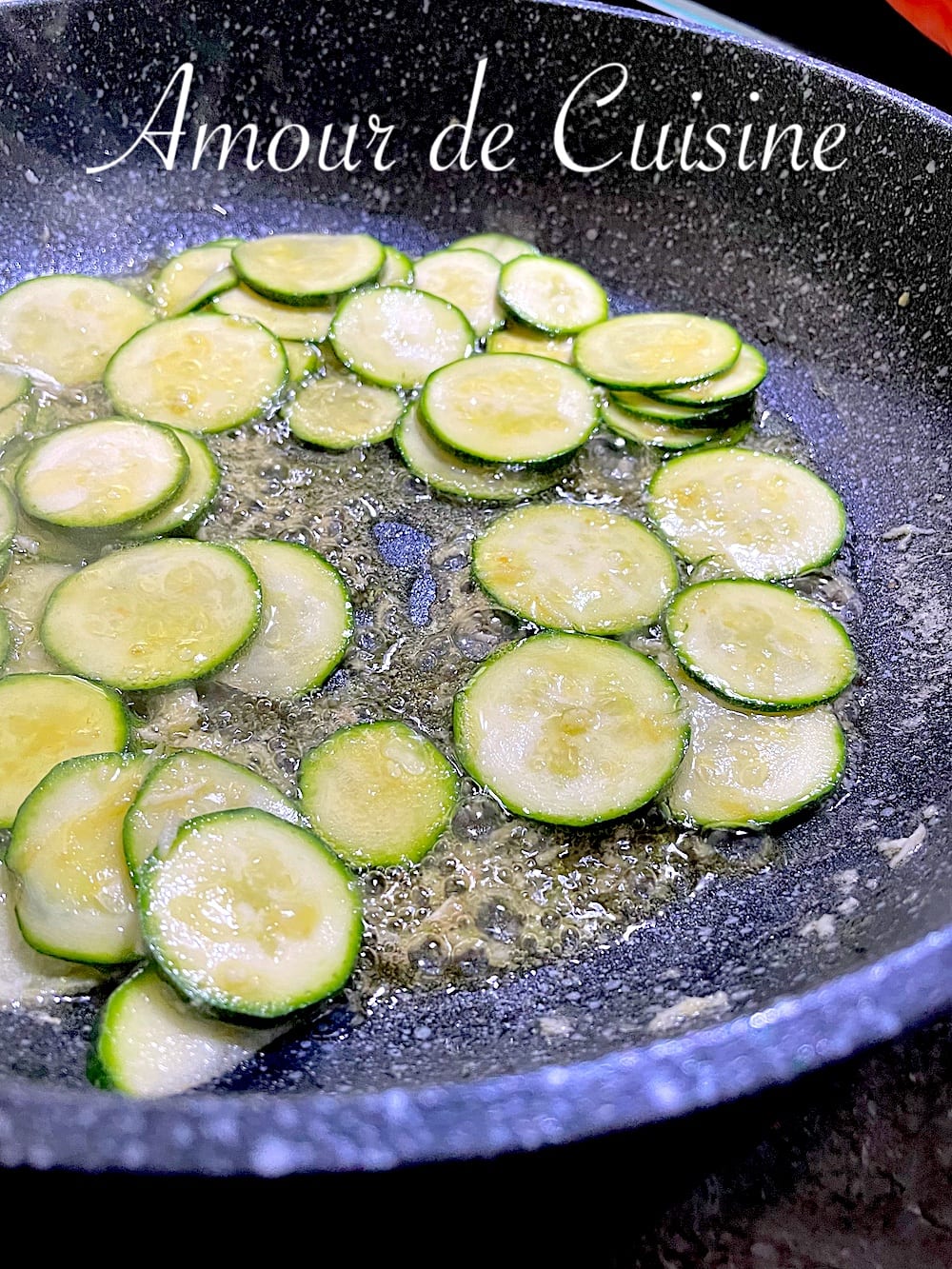 courgettes sautees à l'ail à la poele