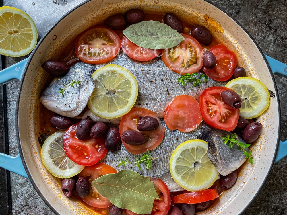 Recette de la dorade au four sur un lit de pommes de terre 4