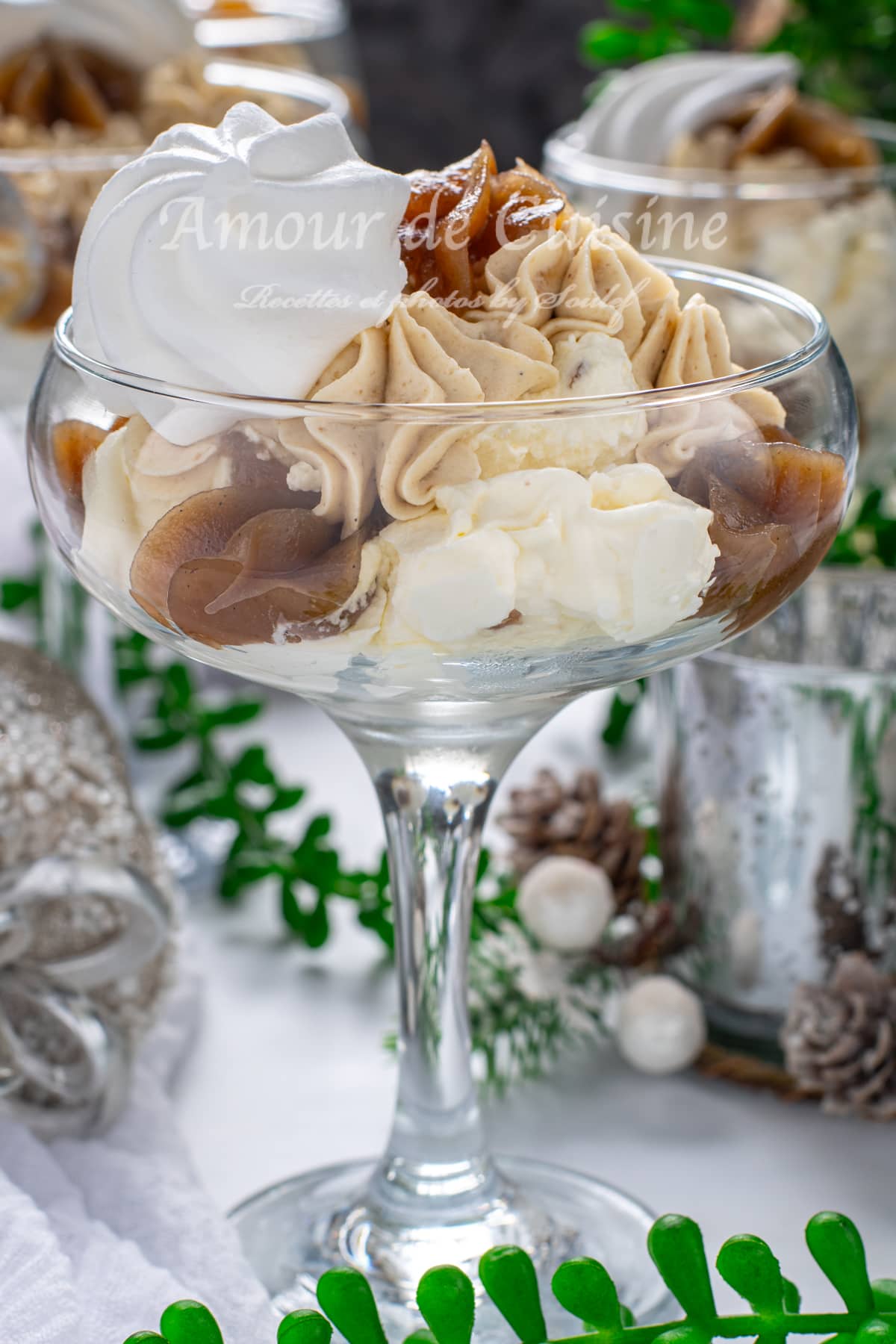 Vacherin à la crème de marron et marrons glacés