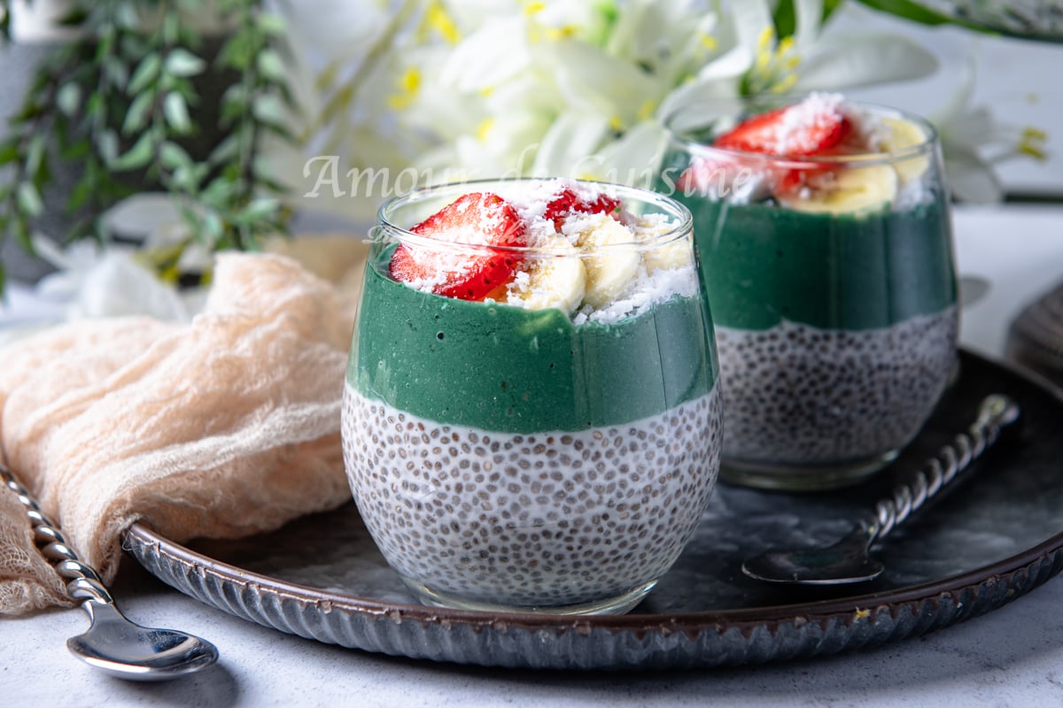 Pudding chia lait de coco et spiruline