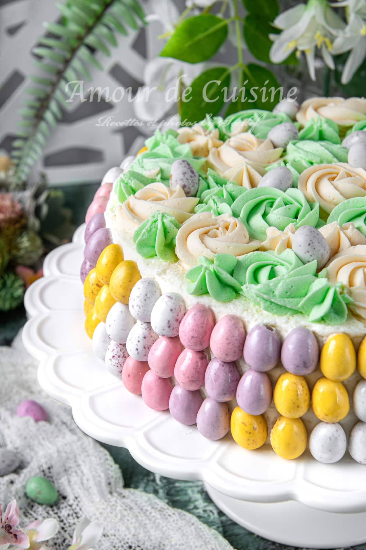 Gateau d'anniversaire au thème de Paques