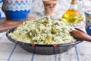 Couscous aux fèves et huile d'olive, aghmoudh
