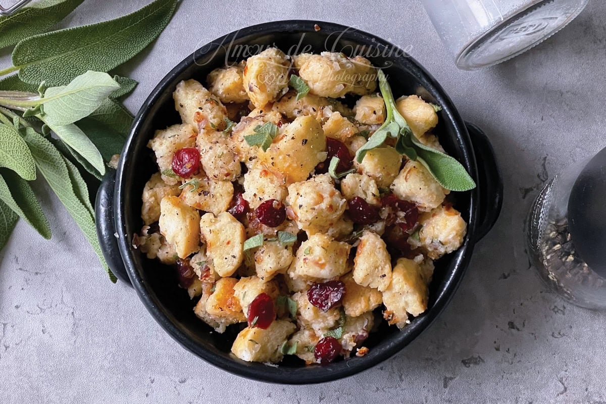 Traditional turkey stuffing