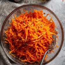 Salade de carottes râpées : recette facile