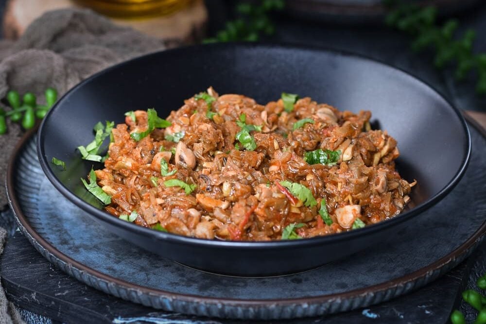 Ros bratel, plat de chakchouka de feves en sauce